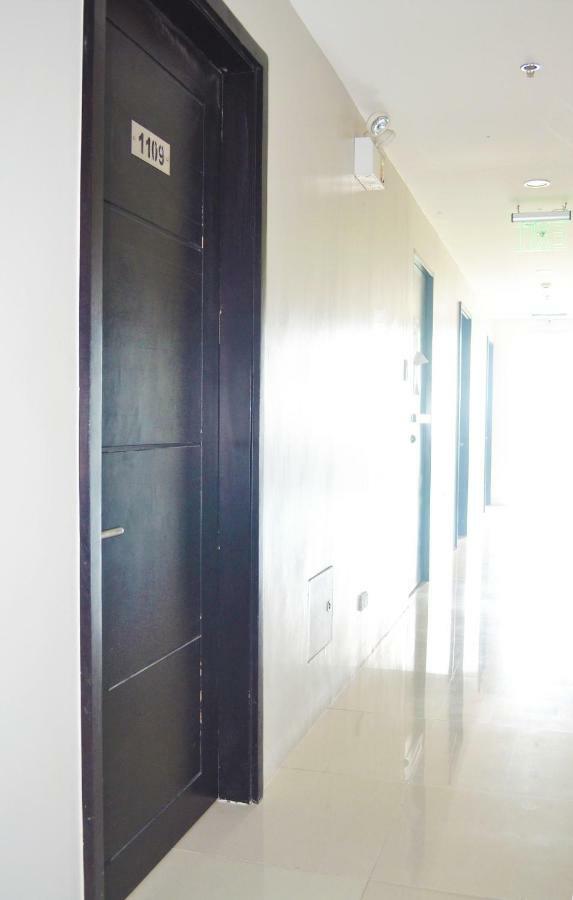 Unit 1109 Cityscape Residences Bacolod Extérieur photo
